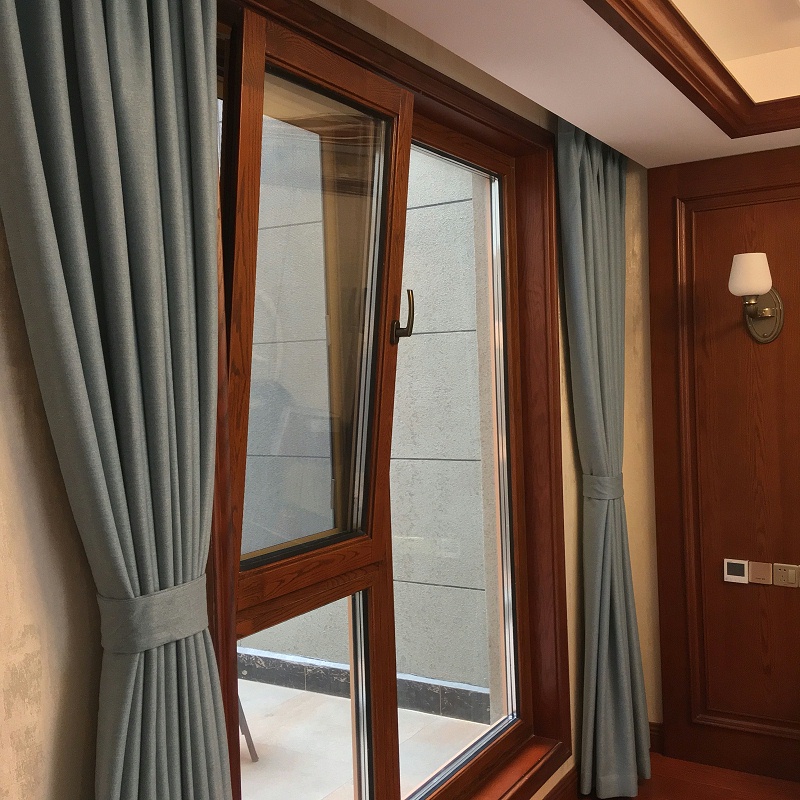 定制隔音鋁包木門窗展示