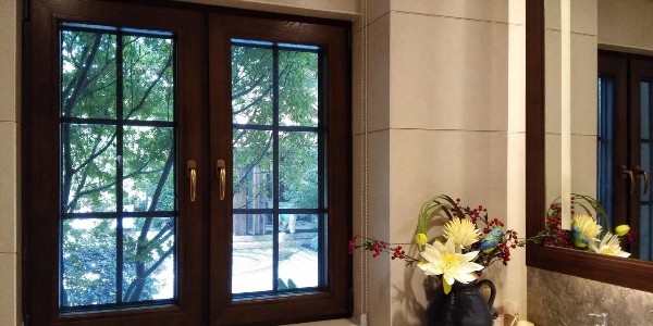 挑選隔音鋁包木門窗要看著幾點