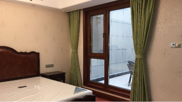 金堂木為蘇州壹號業(yè)主提供鋁包木門窗