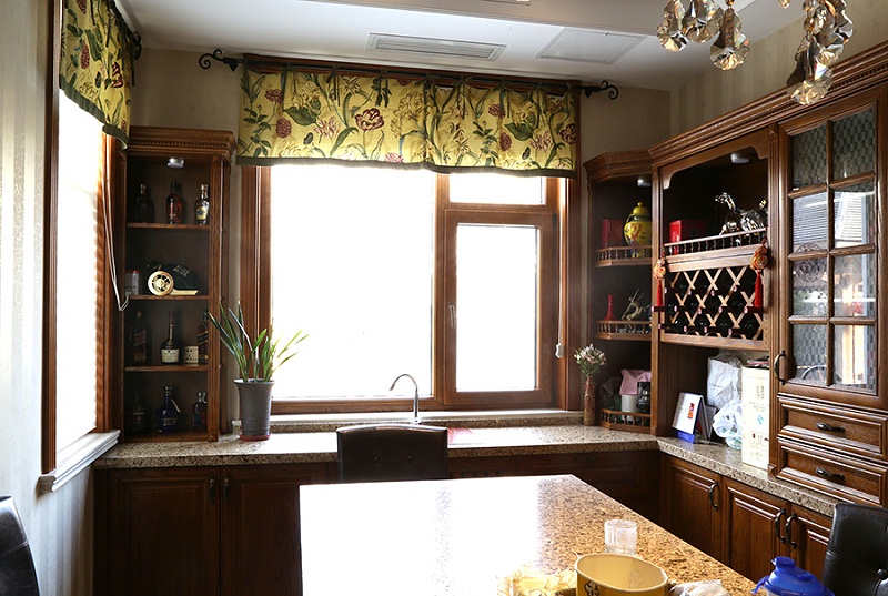 鋁包木門窗實(shí)拍