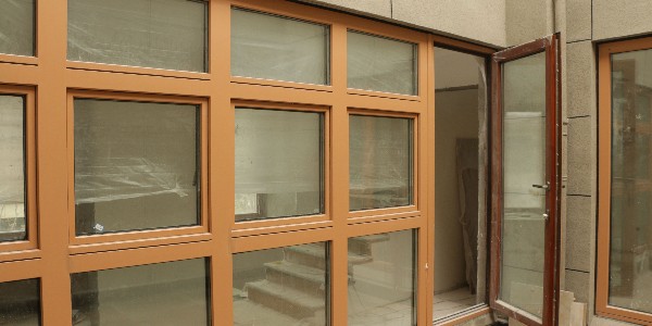 隔音鋁包木門窗價格-售后兩小時快速響應(yīng)