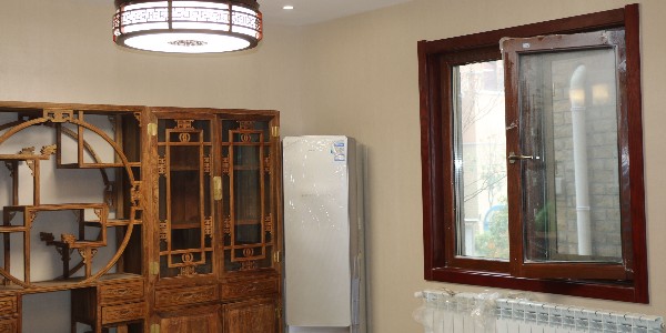 拒絕深夜崩潰，鋁包木窗力克噪音