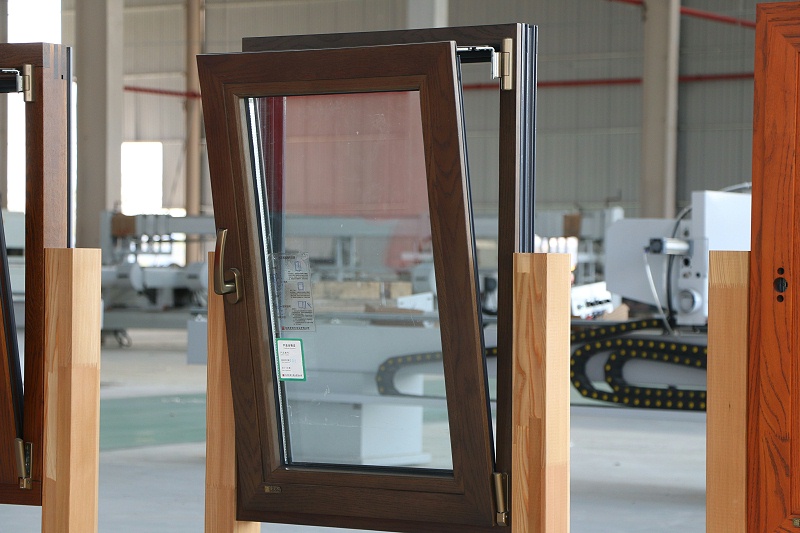 鋁包木門窗樣窗展示