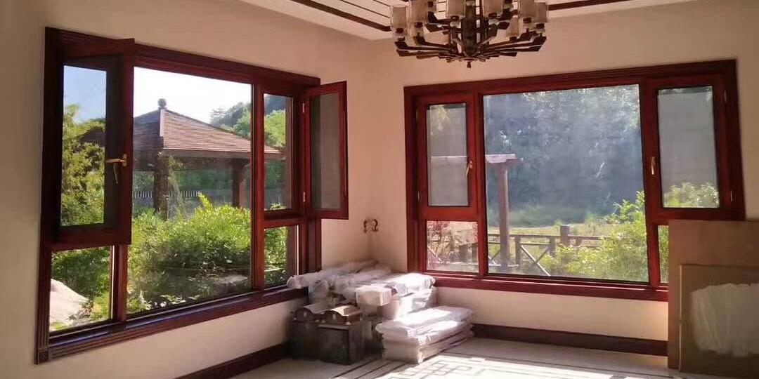 保養鋁包木門窗的六種方式