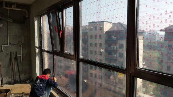 金堂木為隆城紫竹院用戶提供鋁包木門(mén)窗案例