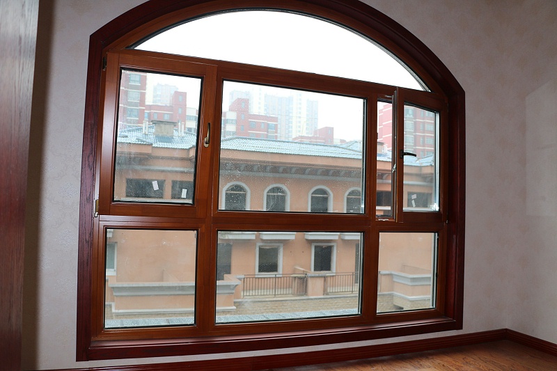 鋁包木窗帶圓弧實(shí)拍