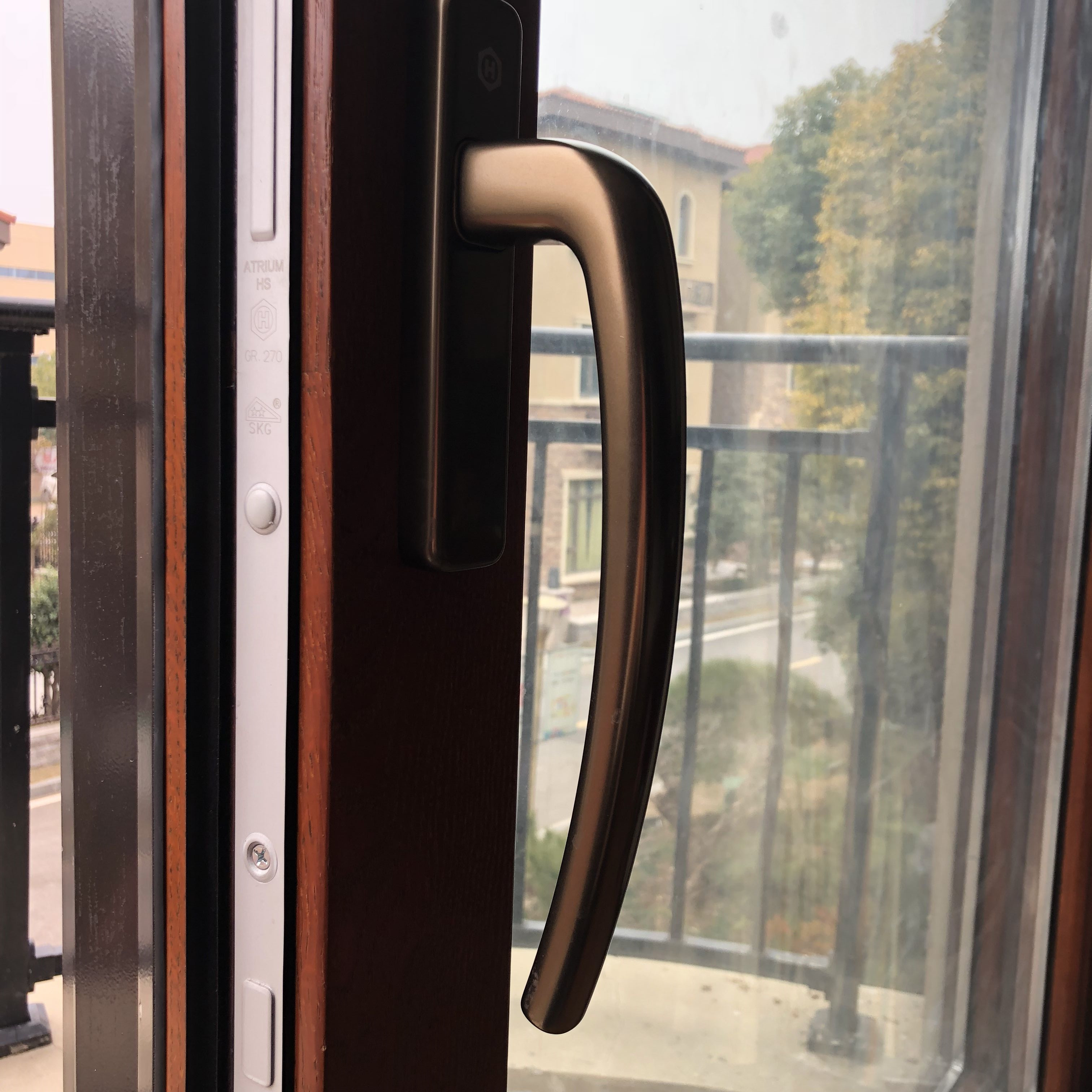 高檔鋁包木提升推拉門細節展示